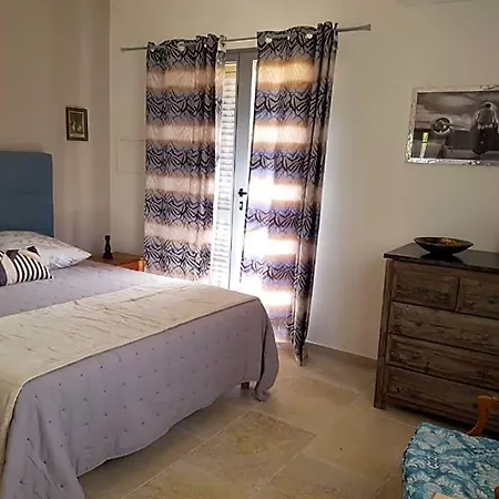 Bed & Breakfast Capraghjese 3*