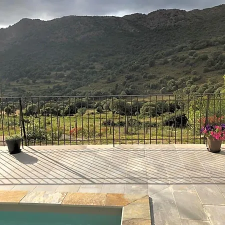 Bed & Breakfast Capraghjese 3*